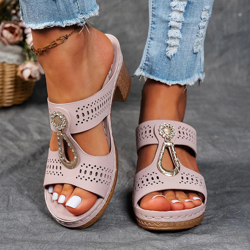 Stacy – Chic Orthopedic Sandals for Stylish Comfort